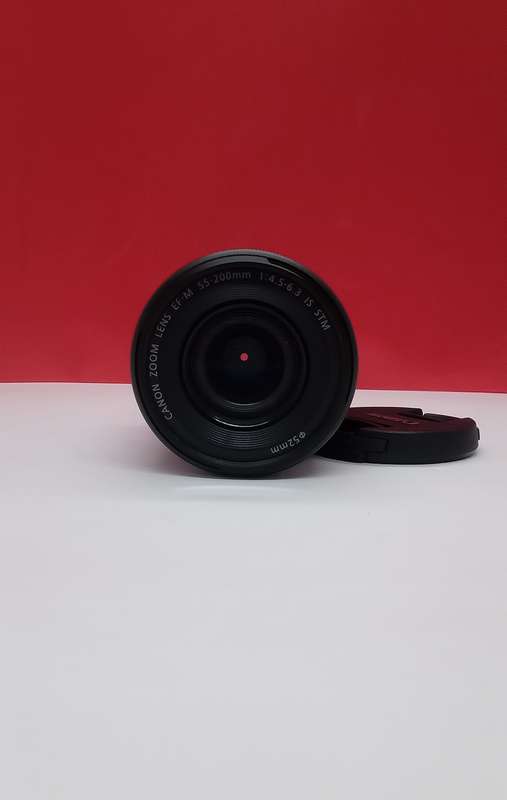 Canon EOS M50+55-200mm zoom ( Combo)