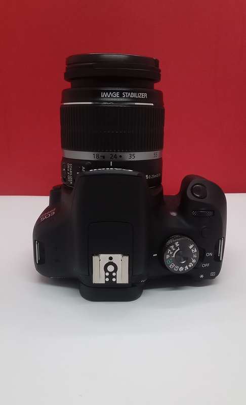 Canon 2000d slr camera