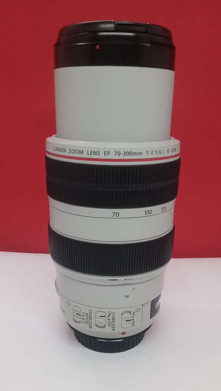 Canon EF 70-300mm f4-5.6 L IS USM ZOOM LENS