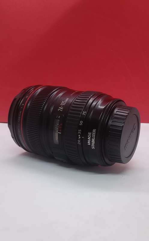Canon 24-105mm 1:4 L IS USM ZOOM LENS Lens