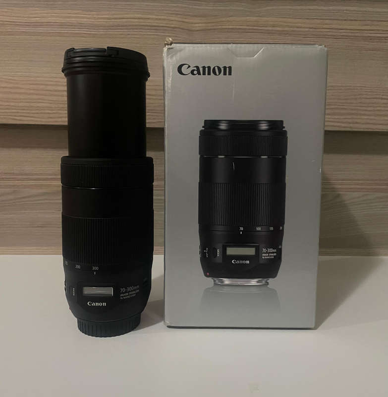 Canon EF 70-300mm 1-4-5.6 IS II USM Zoom lens