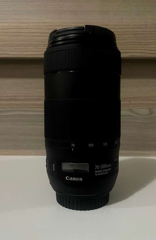 Canon EF 70-300mm 1-4-5.6 IS II USM Zoom lens