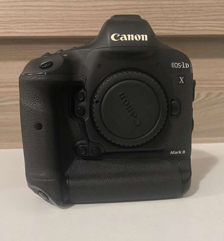 Canon EOS 1DX MARK II