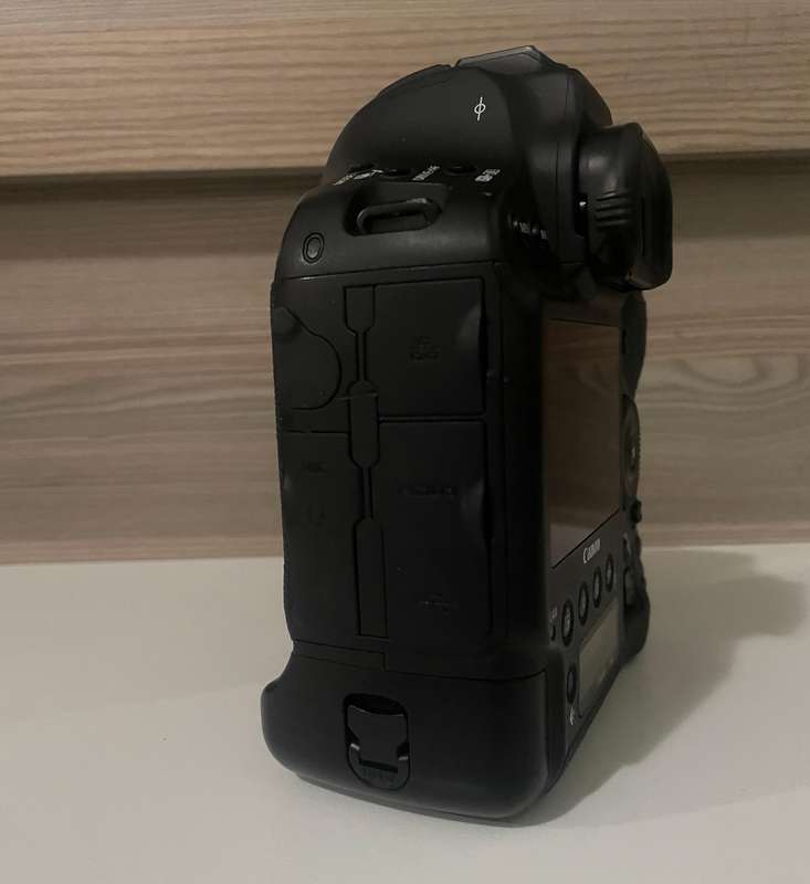 Canon EOS 1DX MARK II