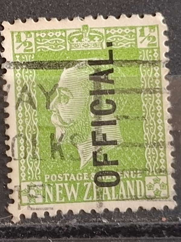 1915-1919 - New Zealand - ½P - King George V  - Overprinted "OFFICIAL"