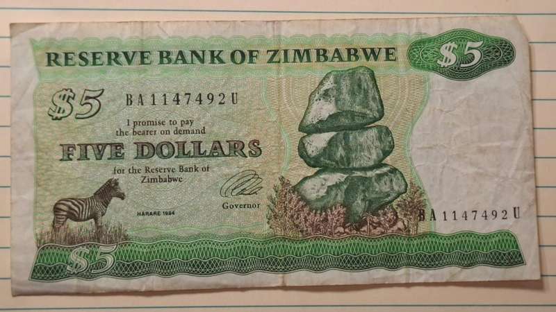 1994 - Zimbabwe - $ 5 - Leonard Ladislas Tsumba - Demonetised Aug 2006 - BA 1147492 U