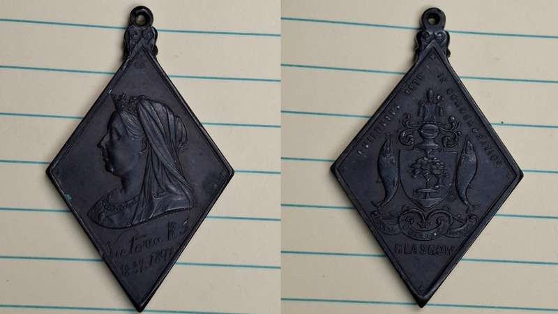 1897 - Scotland - Queen Victoria Diamond Jubilee 1897 - Glasgow Children's Fete - Mintage 93 000 -