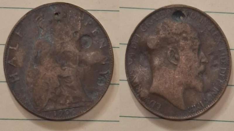 1907 - UK - ½ Penny - Holed - Edward VII - Demonetised Aug 1969 - Bronze