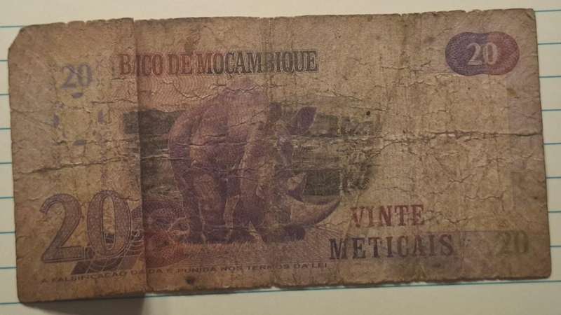 2006 - Mozambique - 20 Meticals - Signature:  Ernesto Gouveia Gove - Demonetised No - AA 0254118