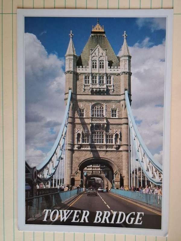 Tower Bridge -  Unused Post Card