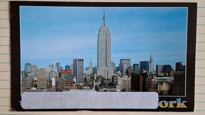 1997 - New York  - A view of the Manhattan Skyline & The Empire State Building -  Used Post Card