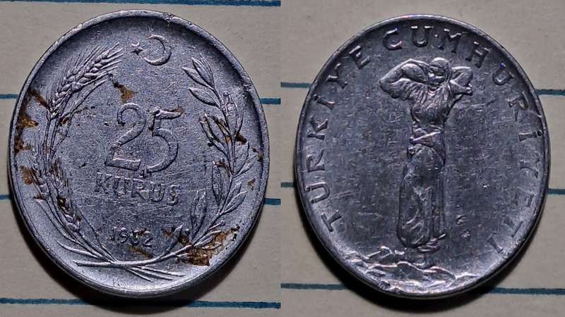 1962 - Turkey  - 25 Kuruş - Demonetised - Yes  - Acmonital