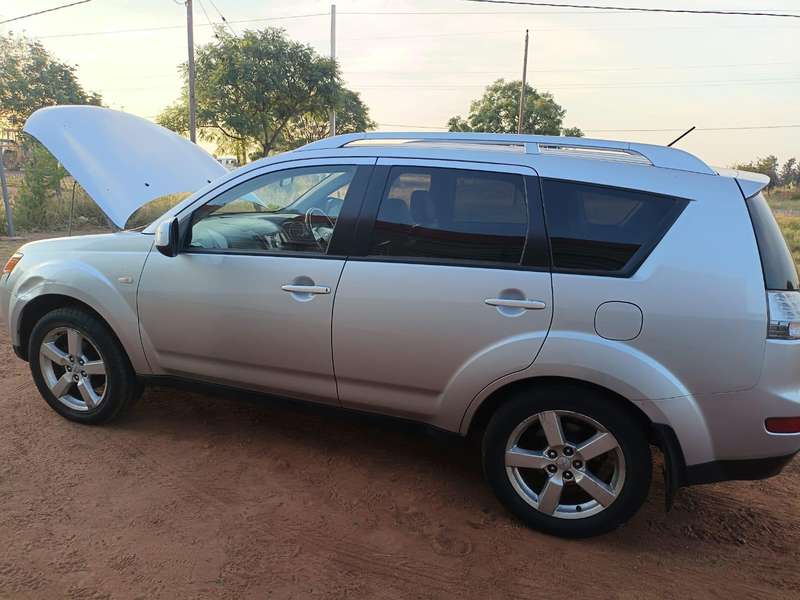 2007 Mitsubishi Outlander SUV