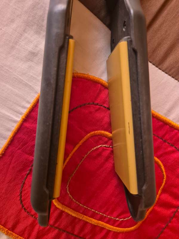 GHD HAIR STRAIGHTNER PROFESSIONAL