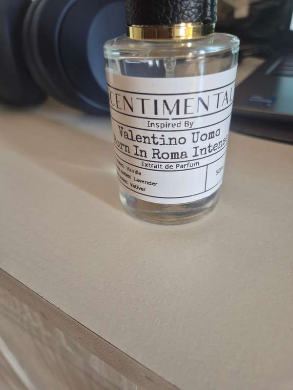SCENTIMENTAL FRAGRANCE MEN (Valentino Uomo Born in Roma Intense 50ml bottle)