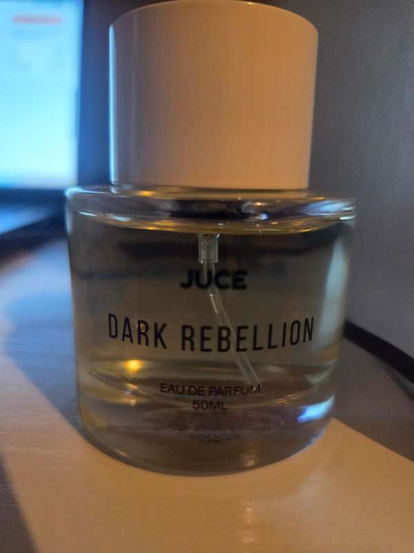 TWO JUCE MENS FRAGRANCES 50ML