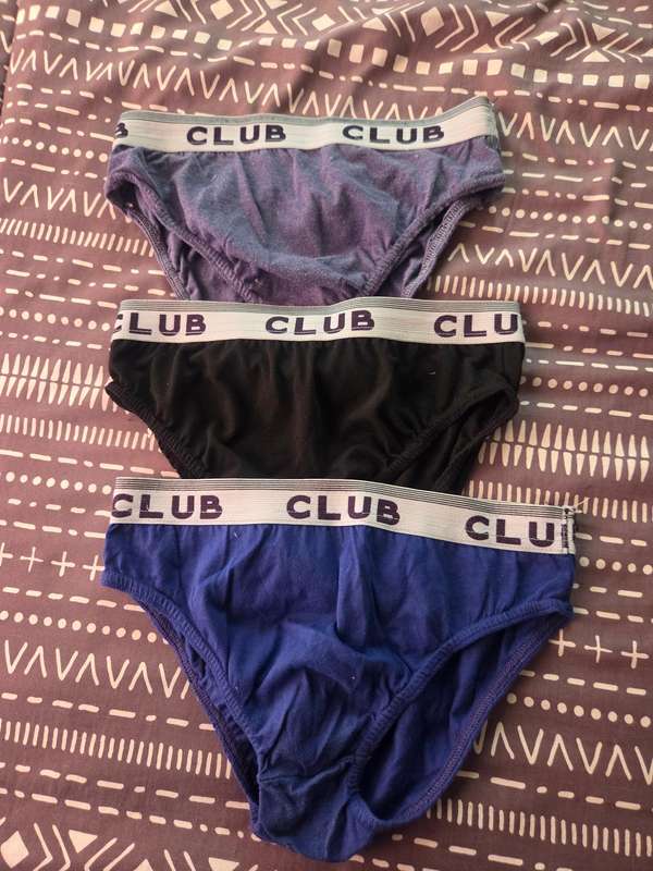 MENS BRIEFS SIZE SMALL