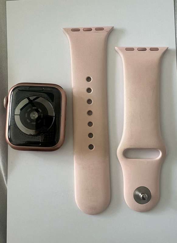 APPLE WATCH SERIES 5 40MM