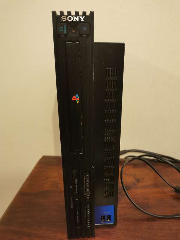 Original Fat Console for PlayStation 2 with Memory Card and 2 Remotes
