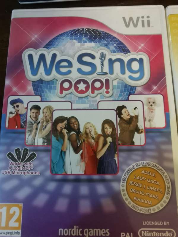 Epic We Sing Collection on Nintendo Wii with Booklets