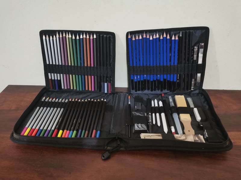 Complete Art Set - with All You Need!