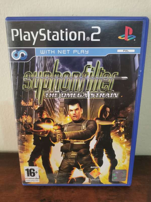 Syphon Filter: The Omega Strain on PlayStation 2 with Booklet