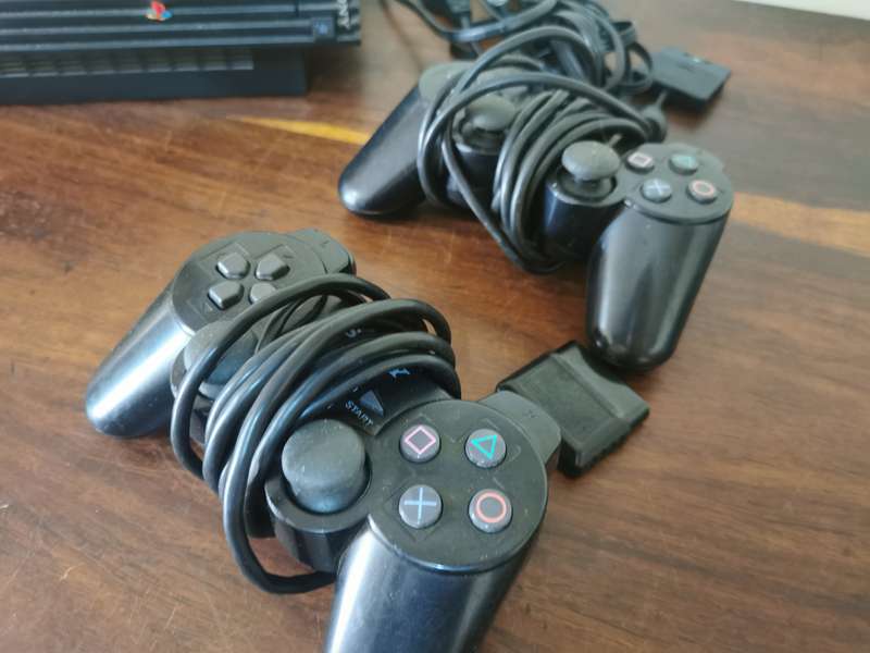 Sony PlayStation 2 Fat Console
