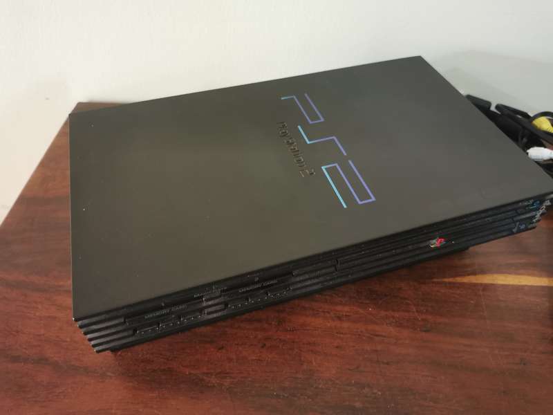 Sony PlayStation 2 Fat Console