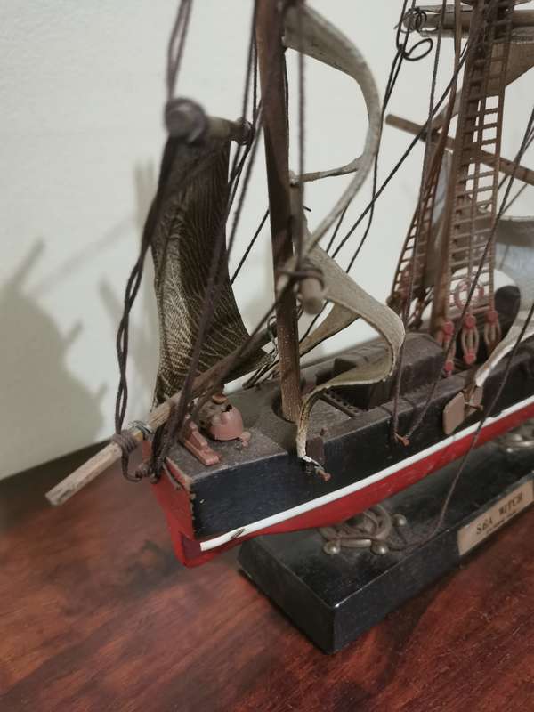Sea Witch Clipper 1846 Replica 30x30cm