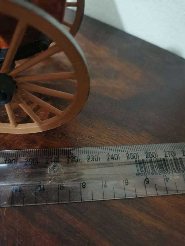 Highly Detailed and Well-Made Vintage Horse and Carriage Figurine