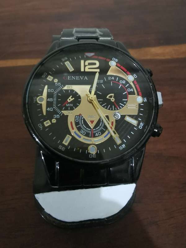 Stunningly Designed Men's Watch