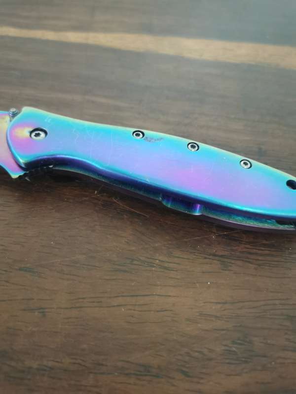 Awesome Switchblade with Amazing Colouring