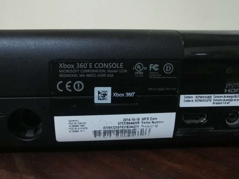 Xbox 360 E 500GB Console with x13 Games