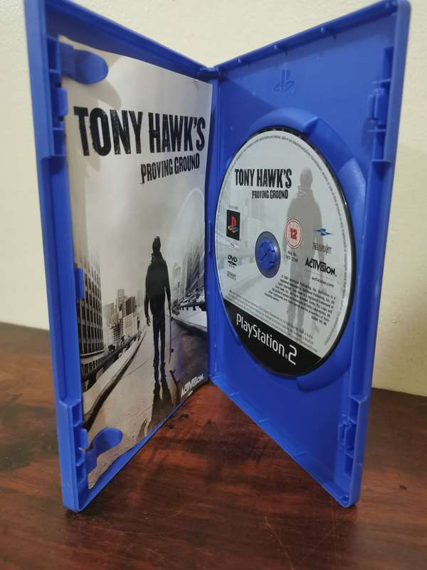 Tony Hawk Combo on PlayStation 2 with Booklets
