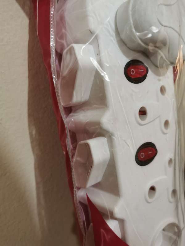 Safy Multiplug with Multiple Outlets