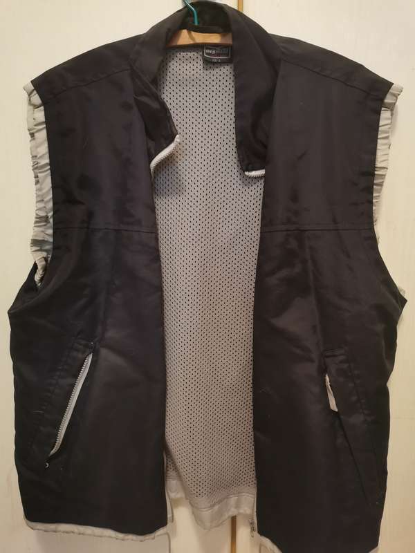 Sleeveless Jacket by RT