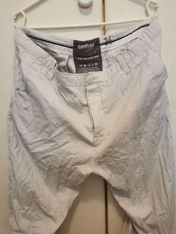 Urban Hilton Weiner Chinos