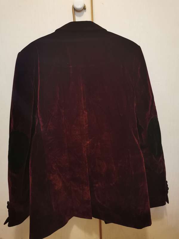 Classy Men's Blazer - size XL