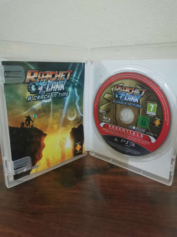 Ratchet and Clank - A Crack in Time on PlayStation 3 with Booklet