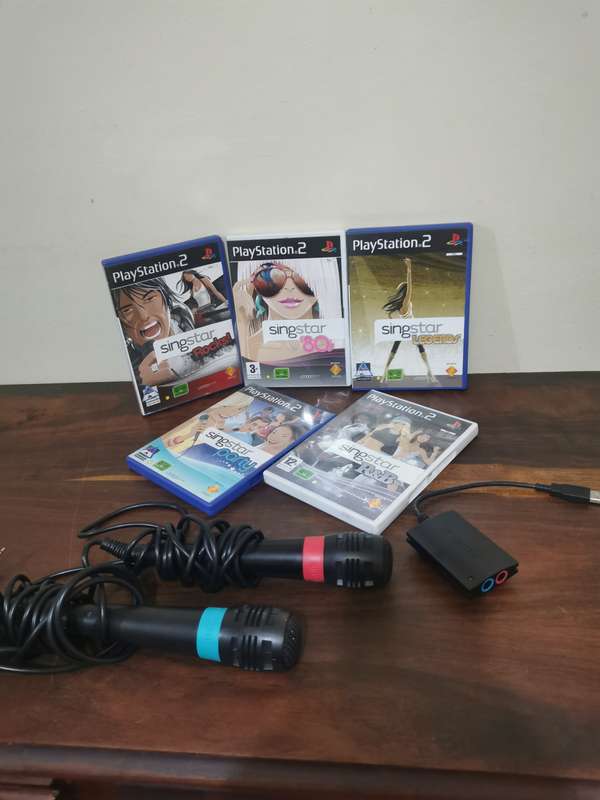 Singstar Collection for PlayStation 2 with mics