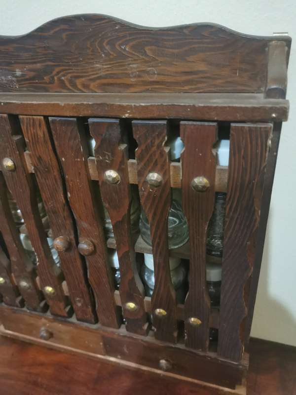 Vintage Spice Rack with Vintage Spice Bottles - 34cmx29cm