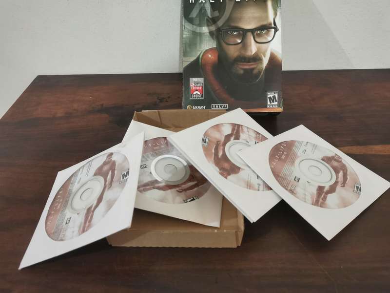 Half-Life 2 Boxed PC Game