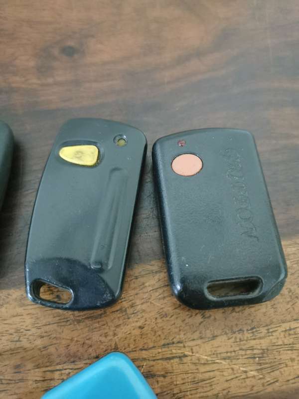 Collection of x6 Gate Remotes