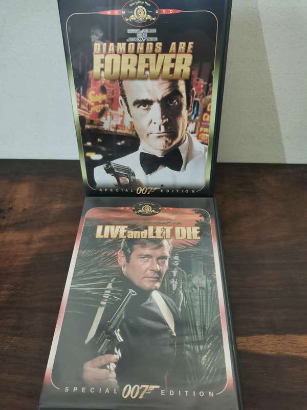 Ultimate 007 James Bond Movie Collection on DVD