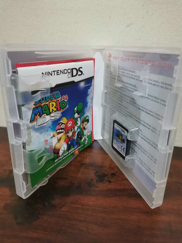 Super Mario 64 on Nintendo DS with Booklet