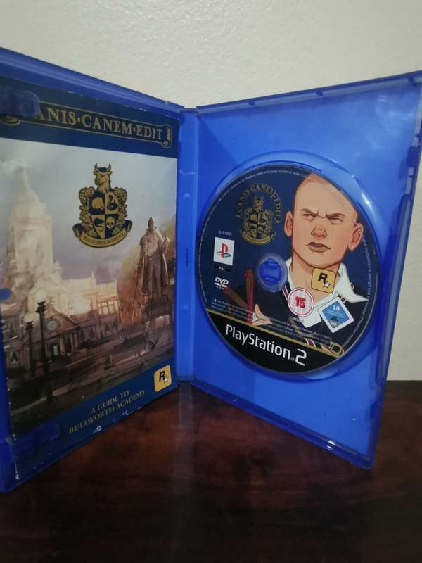 Bully, Canis Canem Edit on PlayStation 2 with Booklet