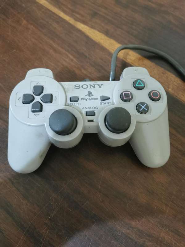 Sony PlayStation 1 Analog Remote in Excellent Condition