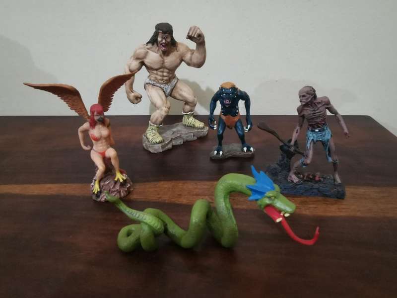 Hachette Beasts and Beings Figurine Collection from 2008