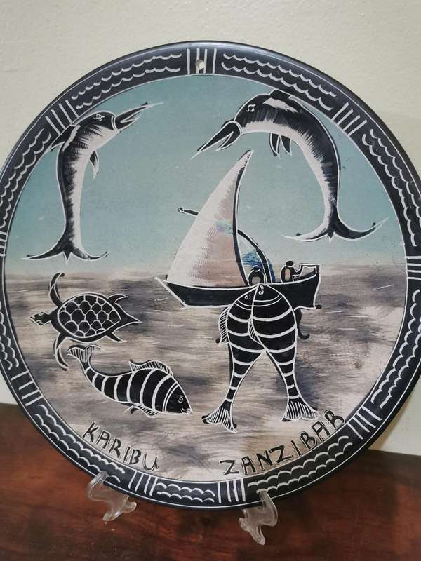 Gorgeous Karibu Zanzibar Display Plate