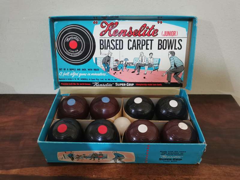 Vintage Henselite Carpet Bowls Set
